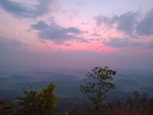 Kurumbalakotta Hill Top in Padinjarathara, india