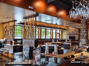 Lazy Dog Restaurant & Bar in Dulles, united states