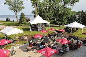 TJ's Harbor Restaurant in Oshkosh, united states