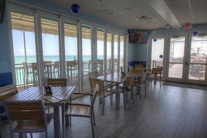 Sandbar at Newport Pier in Sunny isles beach, united states