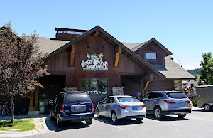 Hungry Moose Market and Deli in Big sky, united states