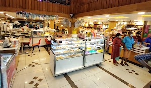 Paradise Family Restaurant & Bake shop in Annamanada, india