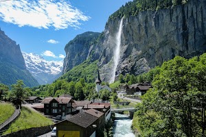 View wasserfall in Lauterbrunnen, switzerland
