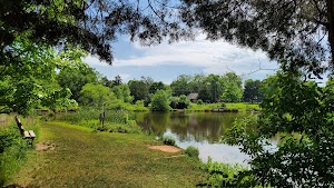 Claude Moore Park Visitor Center in Dulles, united states