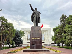 Vladimir Lenin Statue in Bishkek, kyrgyzstan