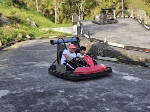 Discovery Baños in Banos, ecuador