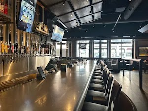 Yard House in Indianapolis, united states