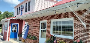 The Lost River Grill, Motel and B&B LLC in Petersburg, united states