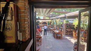 Taverna D'Amici in Căciulata, romania