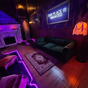 Haunted Manor: Mini-Golf + Ping Pong Lounge in Oak bay, canada
