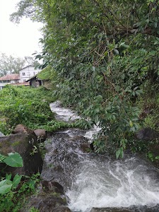 Kurchiarmala Waterfalls in Padinjarathara, india