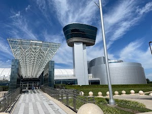 Steven F. Udvar-Hazy Center in Dulles, united states