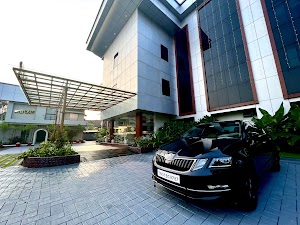 Hotel Seapark in Ashtamudi, india