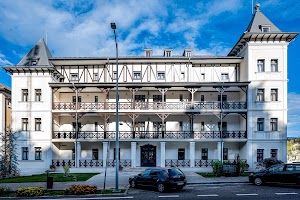 Hotel Carolin in Căciulata, romania