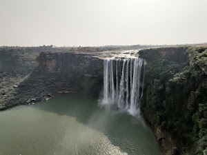 Keoti waterfalls, Sirmaur, Rewa in Dihhardo, india