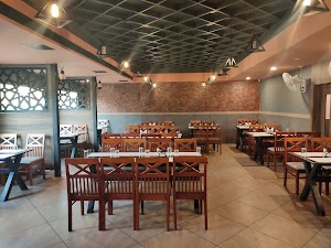 Thoufeeque Restaurant in Padinjarathara, india